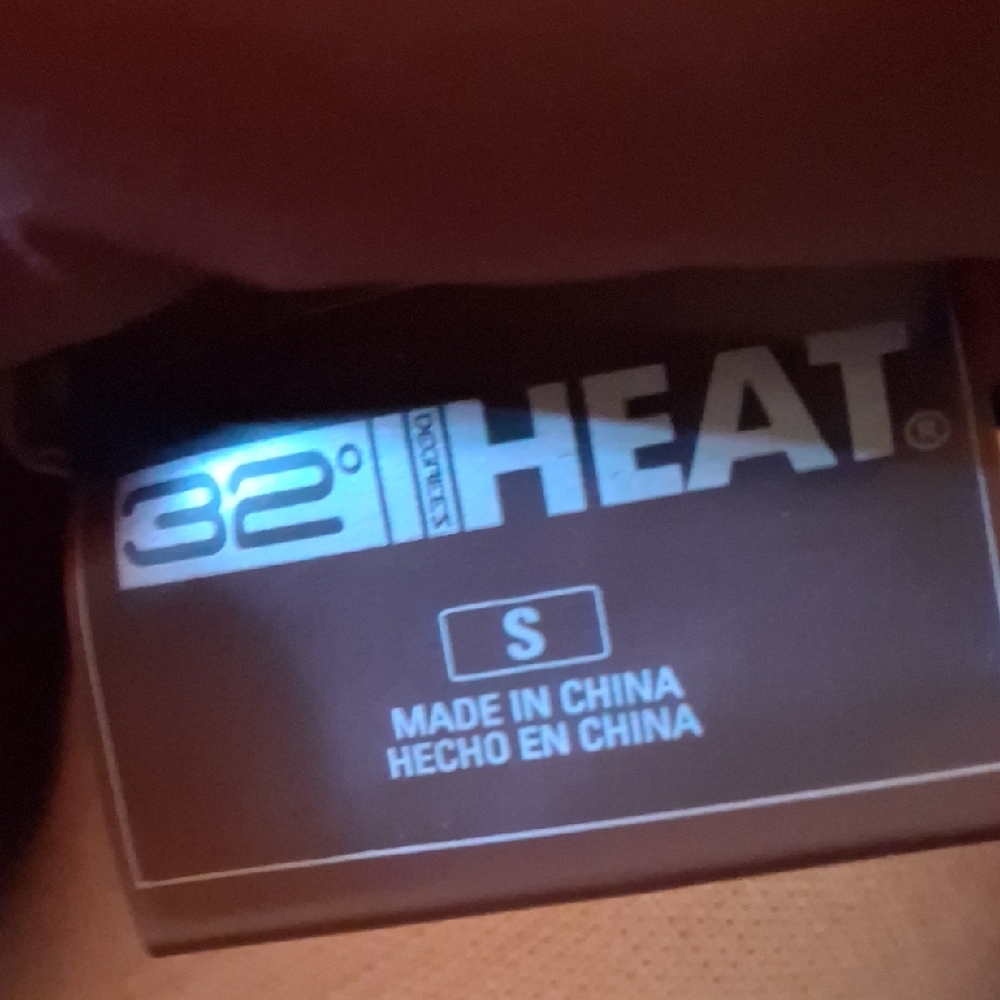 32 Degrees Maroon Puffer Jacket - image 2